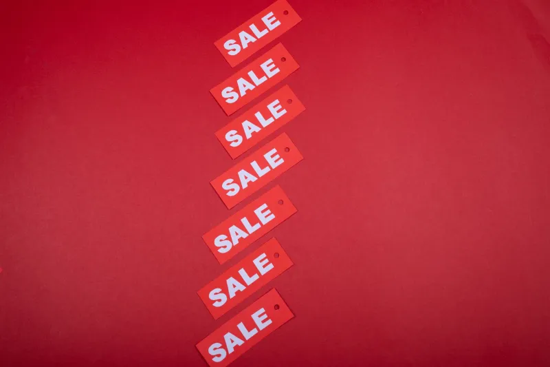 That 50% Off Tag Is Lying to You — Here's How to Catch It