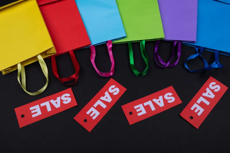 When 70% Off Costs You More: The Hidden Math Behind Outlet Discounts