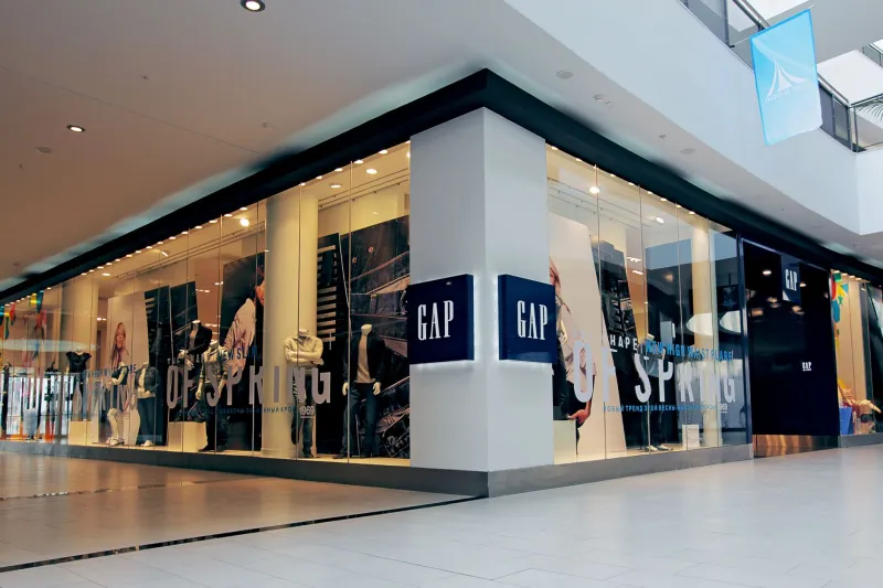 Why Some Brands Love Their Outlet Stores (And Others Wouldn't Touch One With a Ten-Foot Pole)